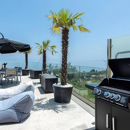 Seaview Corfu 2 Bedroom Private Pool & Ac 别墅