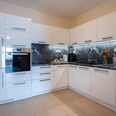 Seaview Corfu 2 Bedroom Private Pool & Ac 빌라 페라마